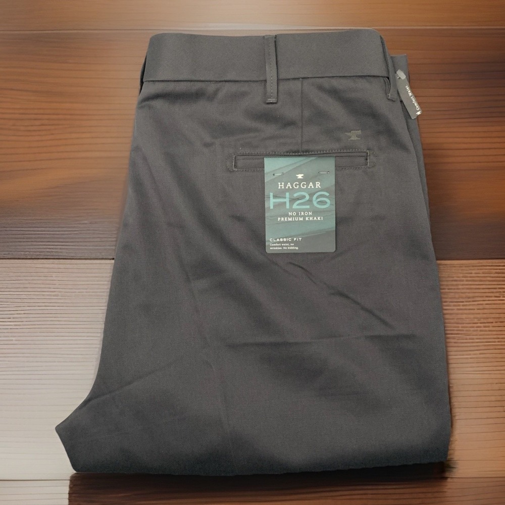 Haggar Pants Mens 42x32 Classic Fit Premium No Iron Khaki Flat Front‎ Gray NEW